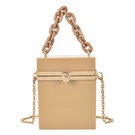 NHAV1909892-Khaki