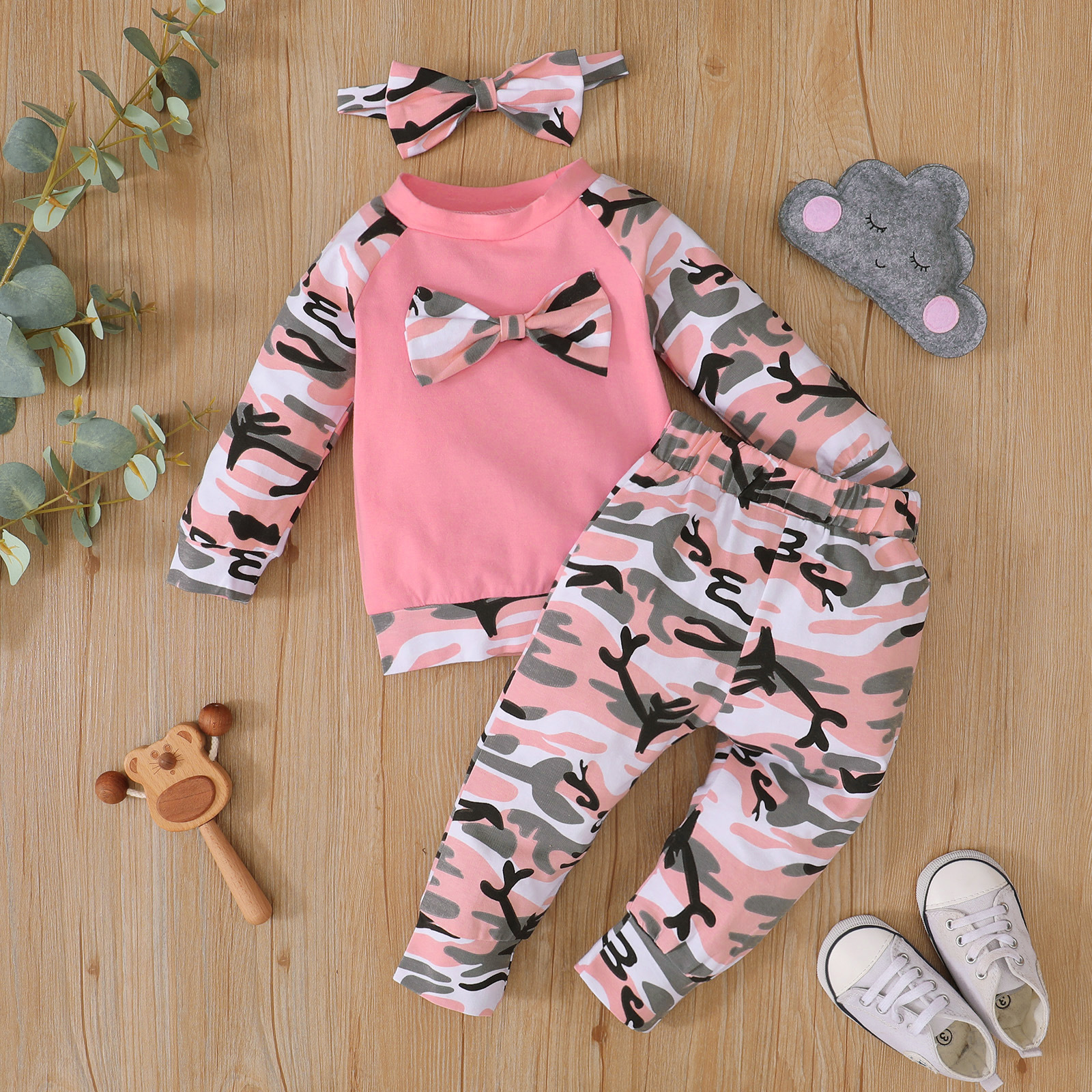 Conjunto de tres piezas de camuflaje rosa con lazo de ropa infantil de moda  NHBLX684717