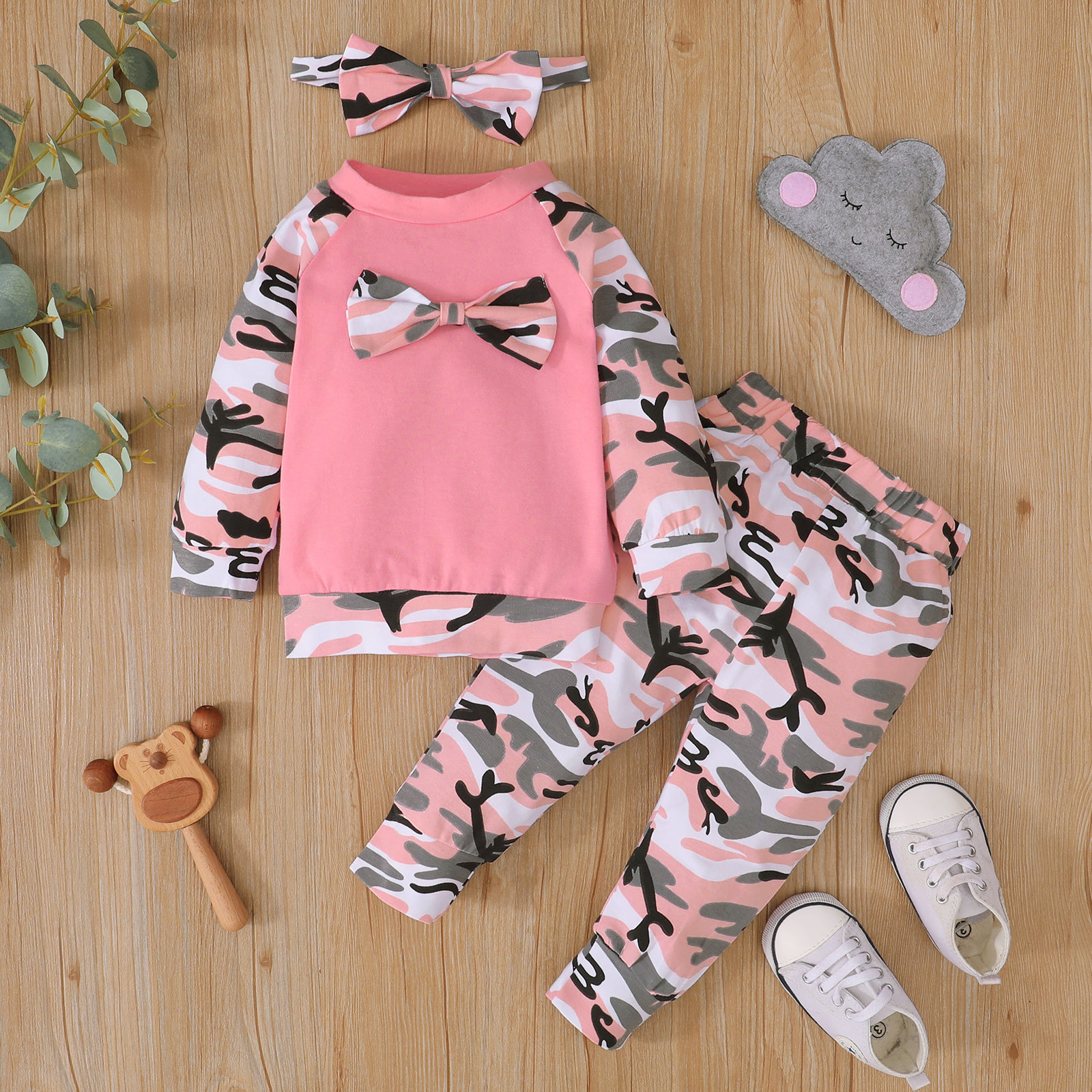 Conjunto de tres piezas de camuflaje rosa con lazo de ropa infantil de moda  NHBLX684717